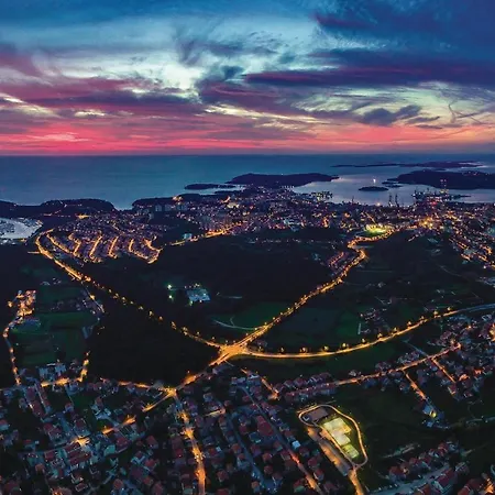 In With Wifi Апартаменты *