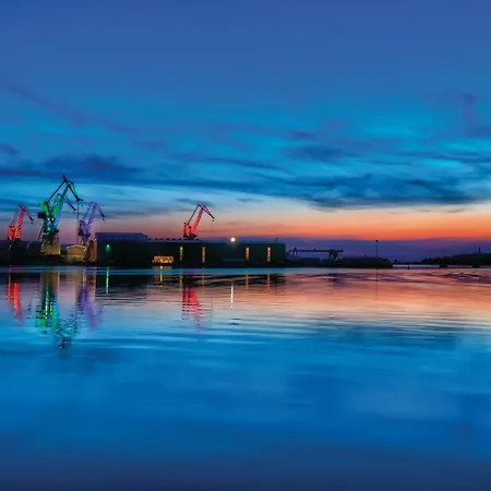 Апартаменты In With Wifi