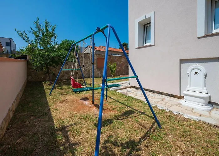 In With Wifi Apartment Pula